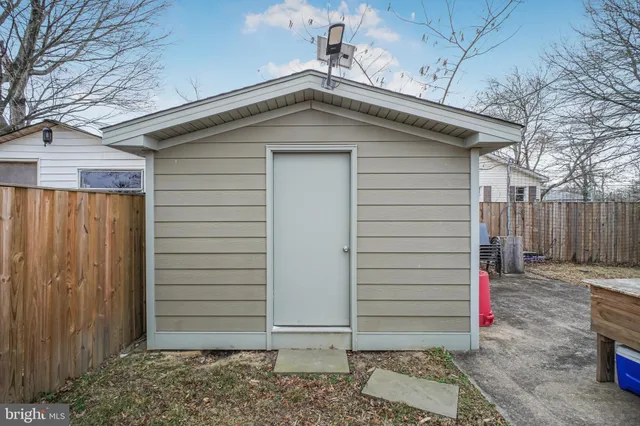 $765,000 | 8227 Frye Road, Alexandria, VA 22309