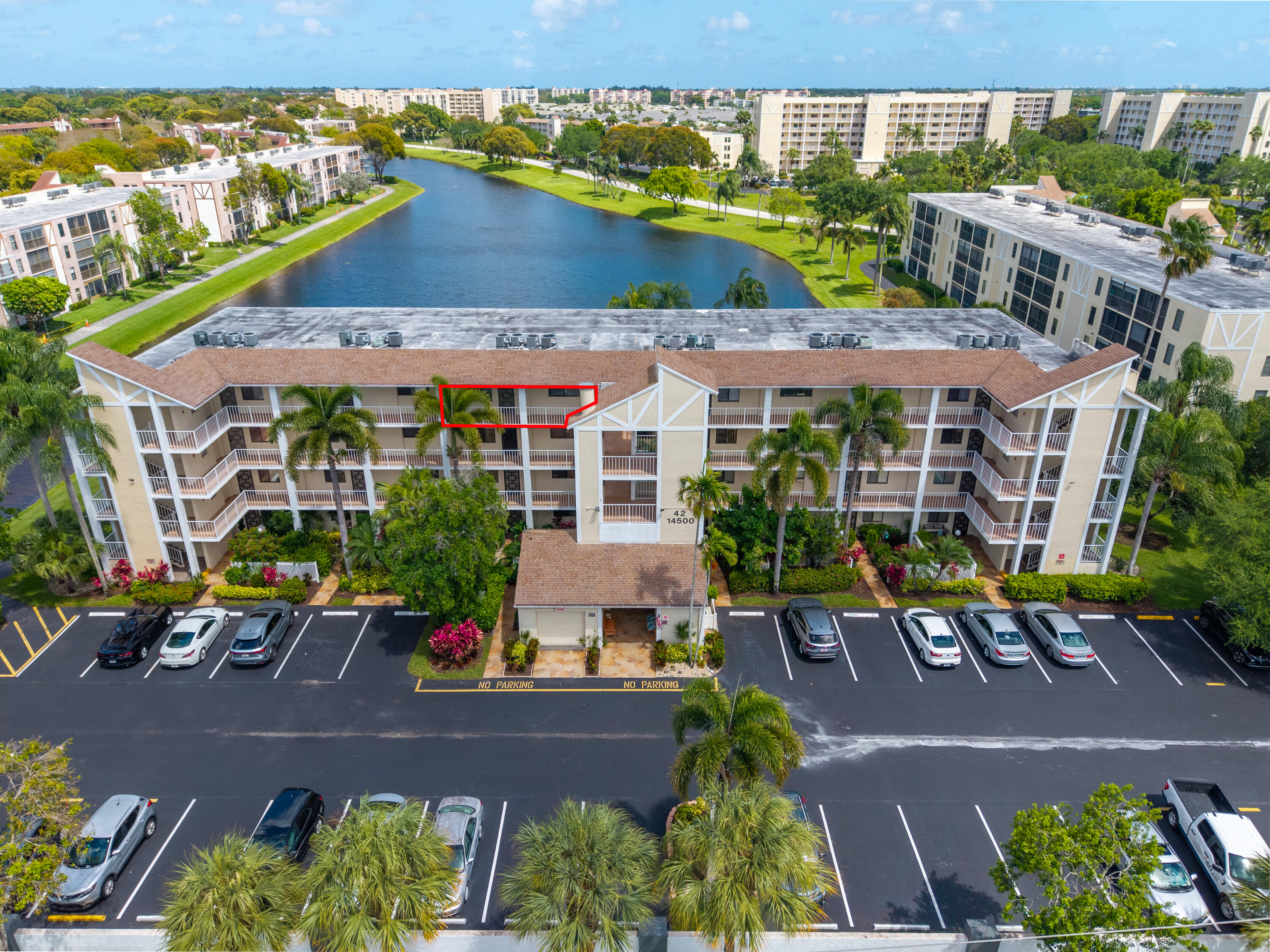 14500 Stirling Way, Unit 403 Delray Beach, FL 33446 - Photo 32 of 47 an aerial view of multiple house