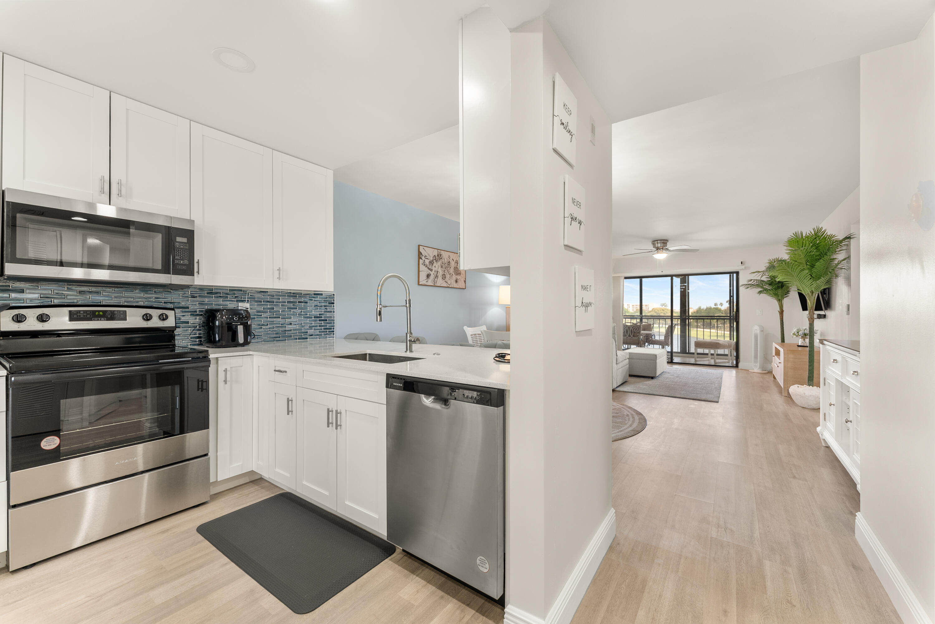 14500 Stirling Way, Unit 403 Delray Beach, FL 33446 - Photo 4 of 47 04-4