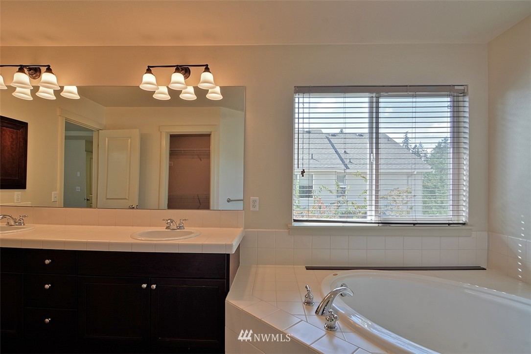 3826 216th Place Southeast Bothell, WA 98021 - Photo 19 of 25