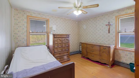 $350,000 | 8 Village Drive, Feasterville-Trevose, PA 19053