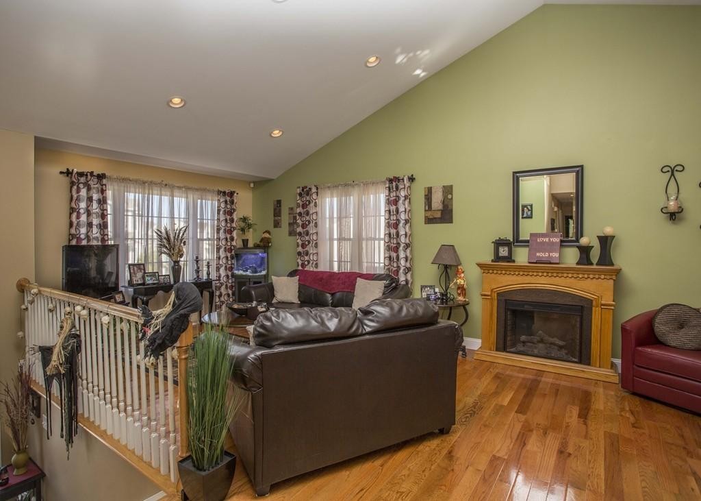531 Detroit Street Fall River, MA 02721 - Photo 3 of 21 Gallery Image 3