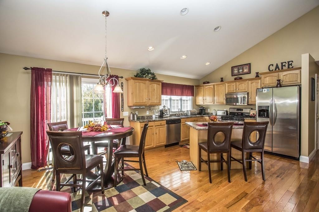 531 Detroit Street Fall River, MA 02721 - Photo 7 of 21 Gallery Image 7