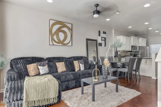 $148,000 | 1402 Jefferson Street, Unit 102, Lafayette, LA 70501