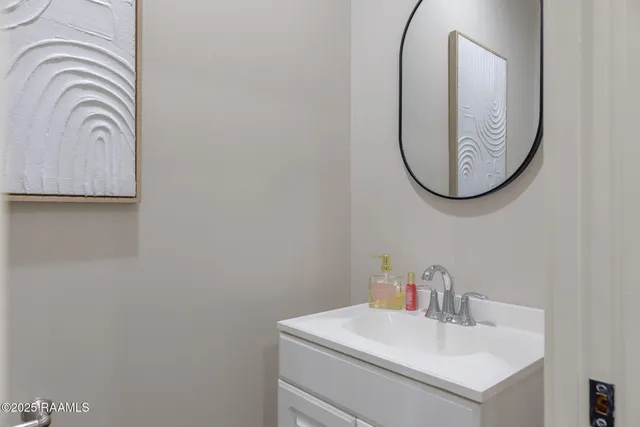 $148,000 | 1402 Jefferson Street, Unit 102, Lafayette, LA 70501