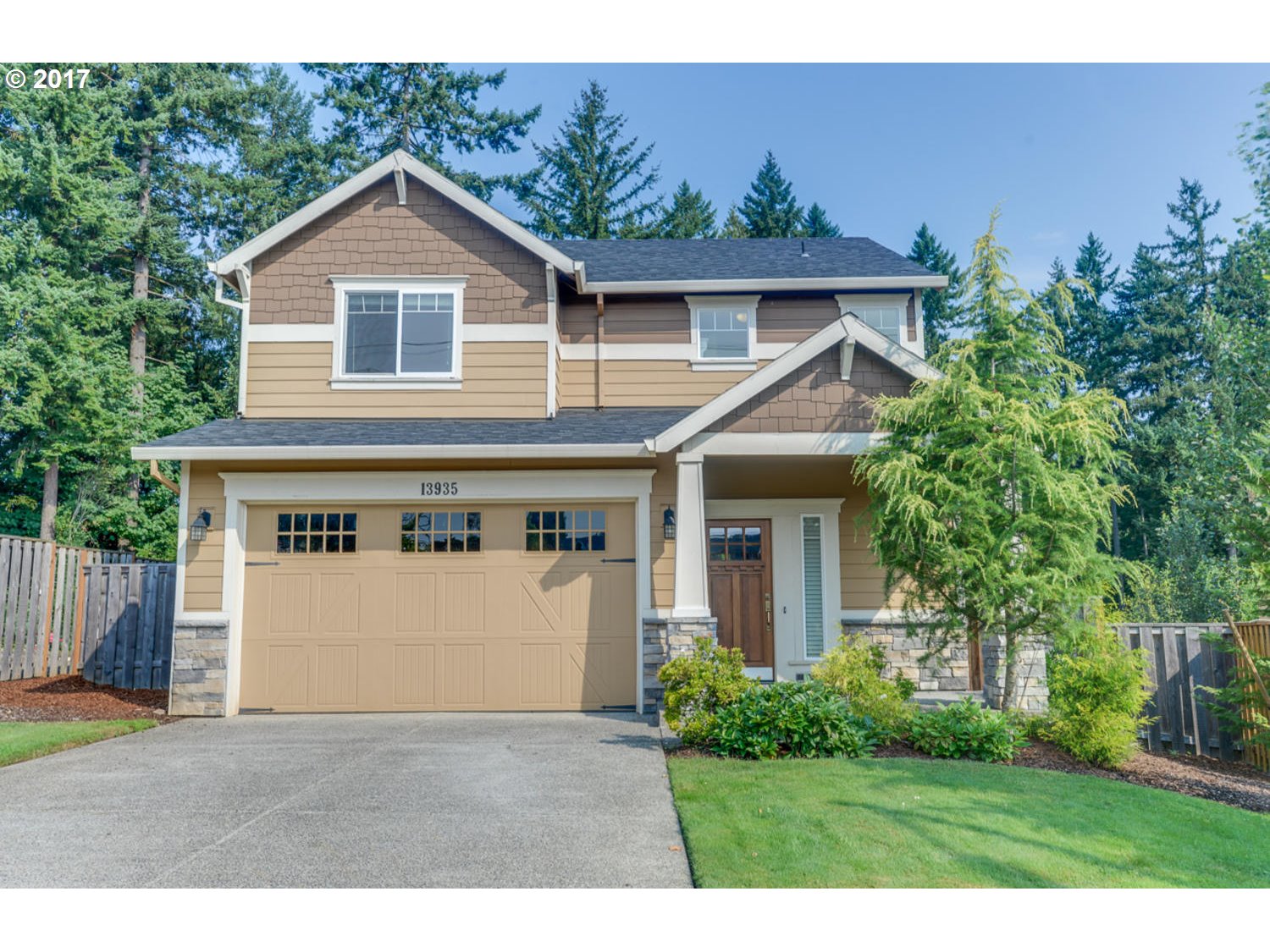 13935 Traveler Road Oregon City, OR 97045 - Photo 1 of 27 Gallery Image 1