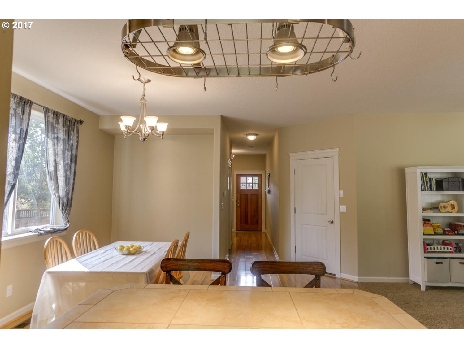 13935 Traveler Road Oregon City, OR 97045 - Photo 11 of 27 Gallery Image 11
