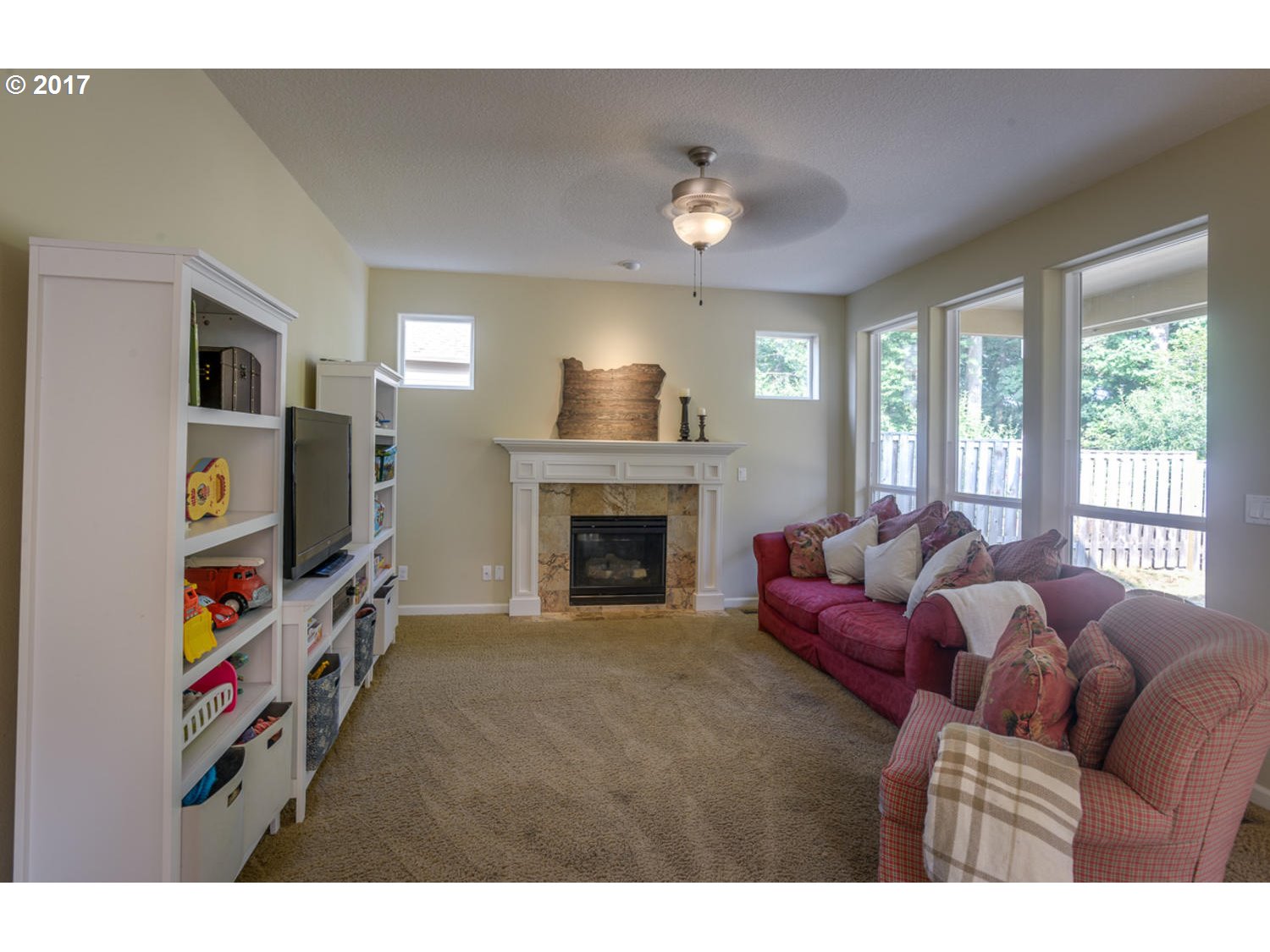 13935 Traveler Road Oregon City, OR 97045 - Photo 13 of 27 Gallery Image 13