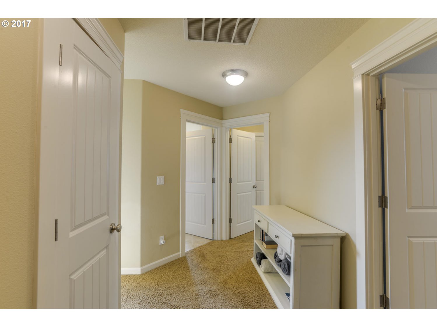 13935 Traveler Road Oregon City, OR 97045 - Photo 15 of 27 Gallery Image 15