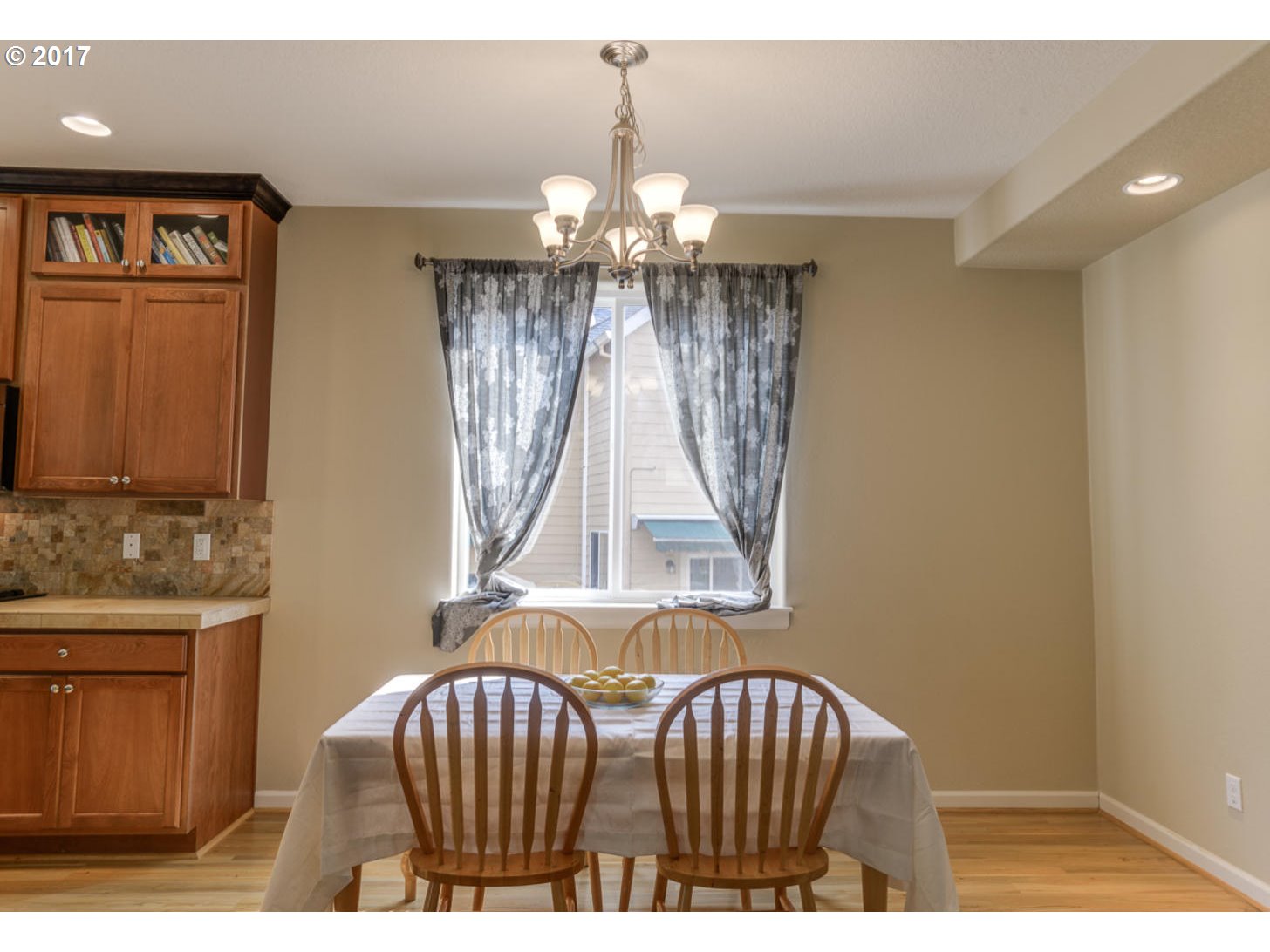 13935 Traveler Road Oregon City, OR 97045 - Photo 6 of 27 Gallery Image 6