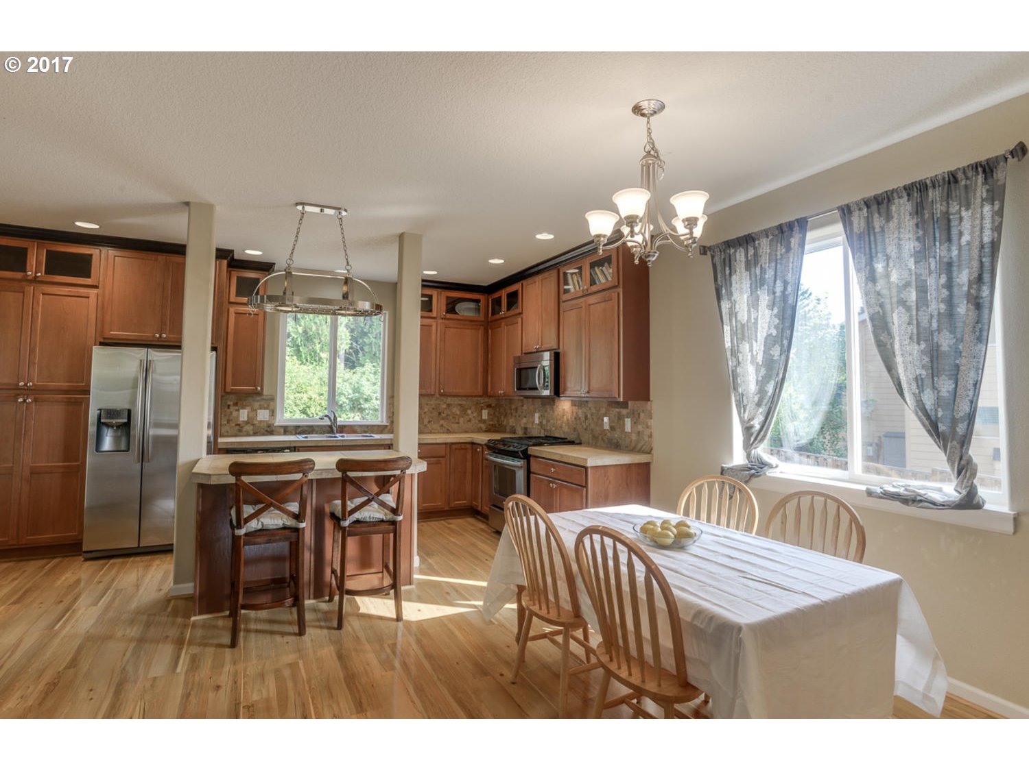 13935 Traveler Road Oregon City, OR 97045 - Photo 7 of 27 Gallery Image 7