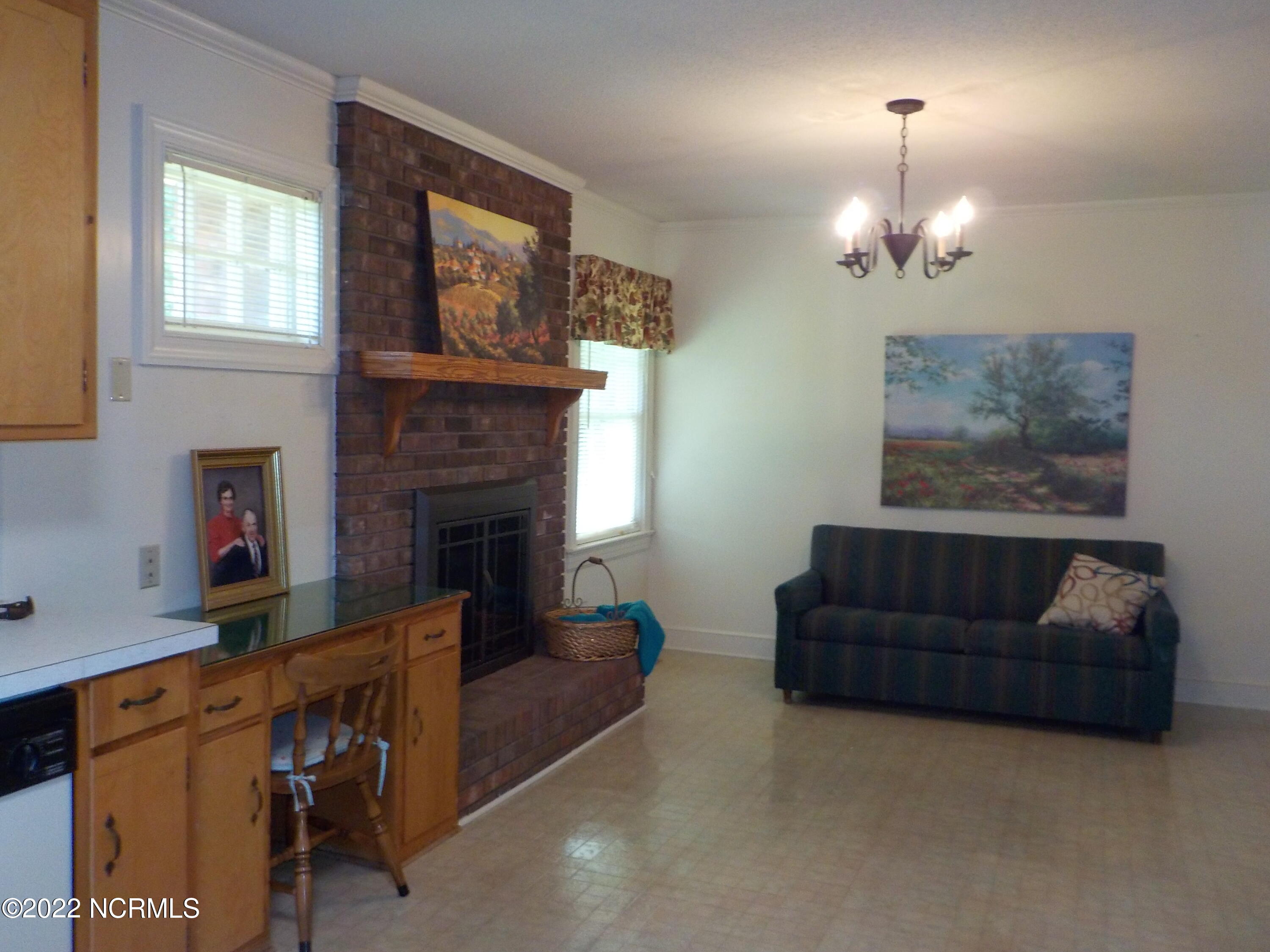 10856 Straight Gate Road Whitakers, NC 27891 - Photo 14 of 41 DSCN3854
