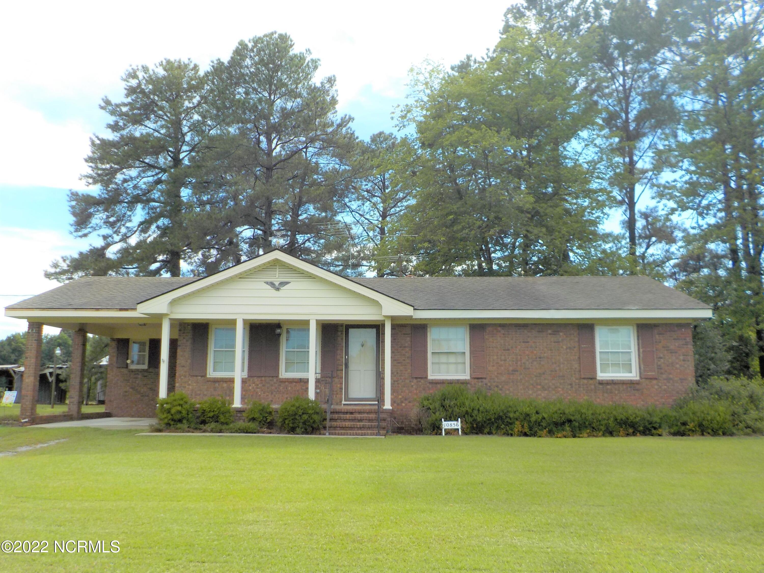 10856 Straight Gate Road Whitakers, NC 27891 - Photo 3 of 41 DSCN3814 (2)
