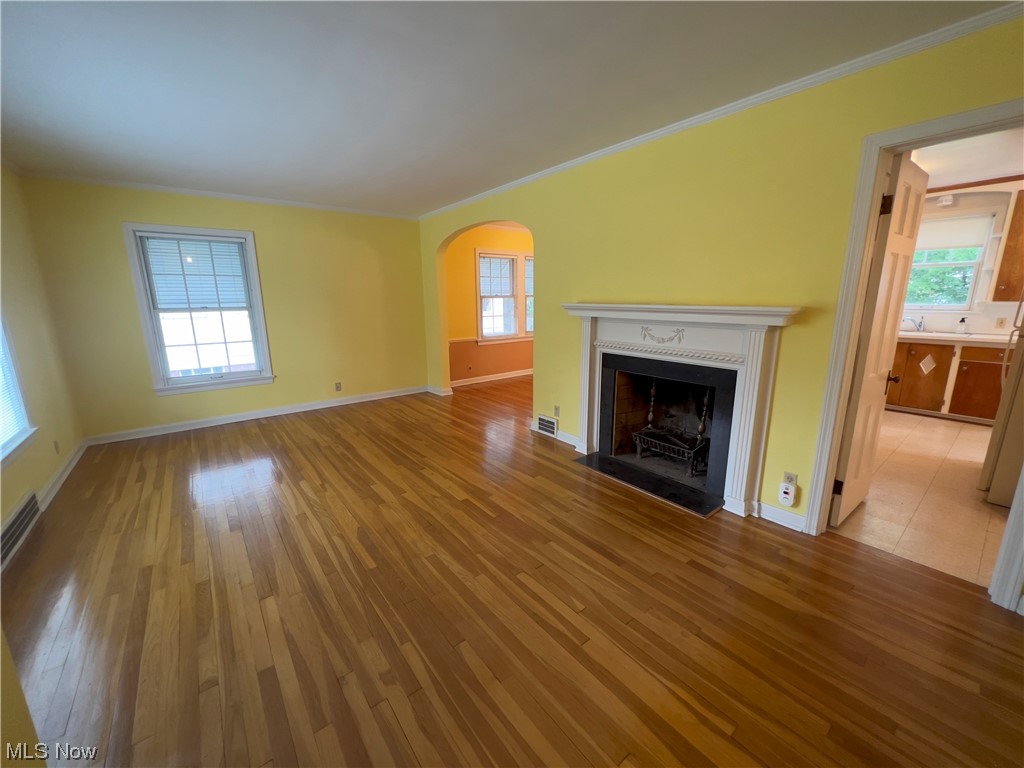 1544 Laclede Road South Euclid, OH 44121 - Photo 2 of 23 Living Room