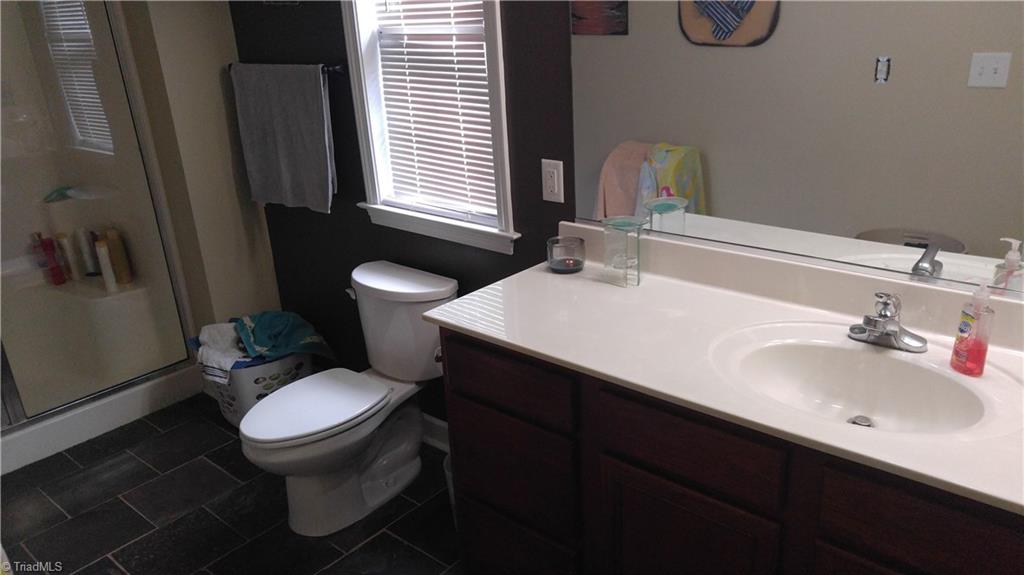 2209 Rowe Road Lexington, NC 27295 - Photo 6 of 14 Gallery Image 6