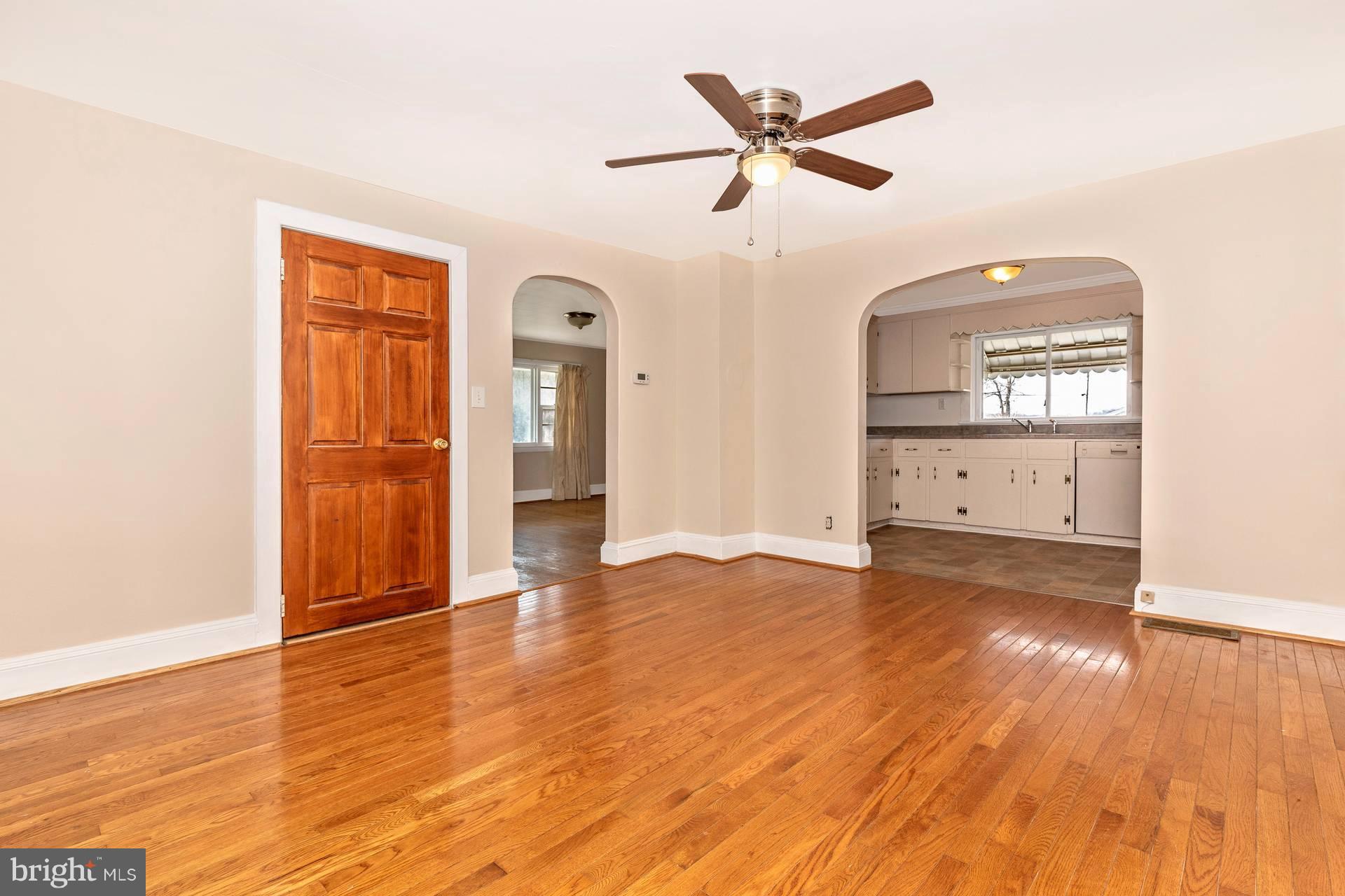 12272 Pleasant Valley Road Smithsburg, MD 21783 - Photo 8 of 24 Dining Room