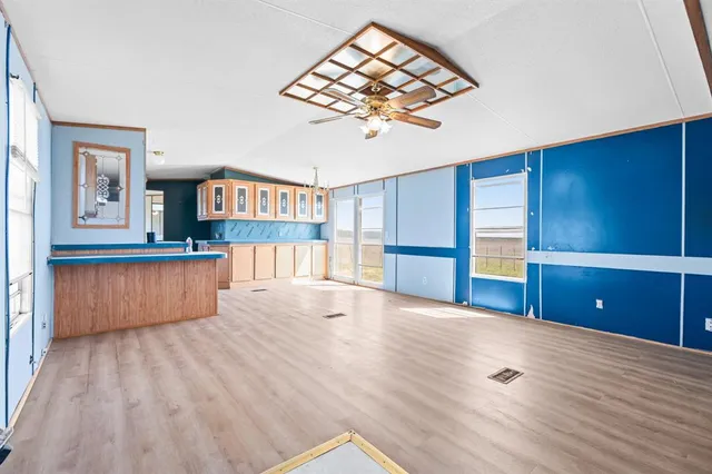 $398,000 | 996 County Road 421, Evant, TX 76525