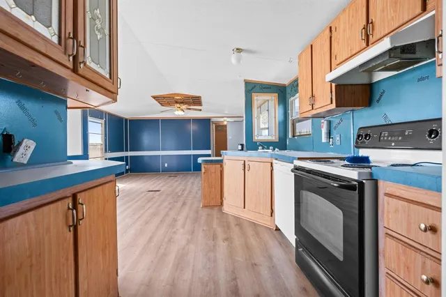 $398,000 | 996 County Road 421, Evant, TX 76525