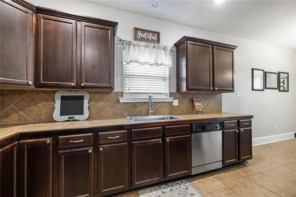 $2,000 | 21176 Brighton Cove Drive, Ponchatoula, LA 70454