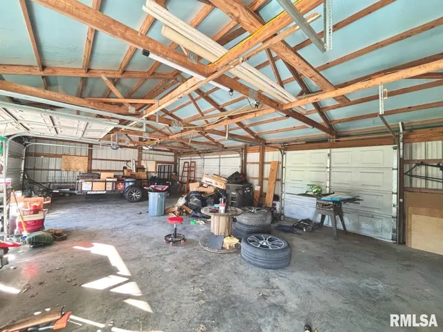 $110,000 | 310 West Walnut Street, Carbondale, IL 62901