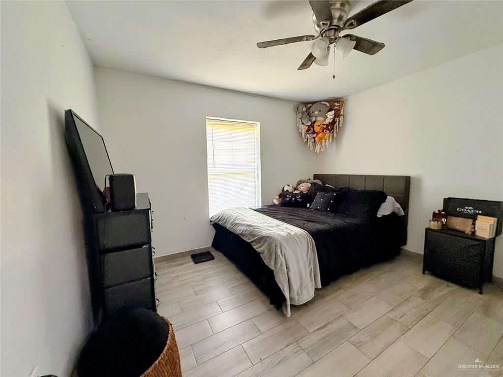 1307 Minnesota Road La Joya, TX 78560 - Photo 15 of 23