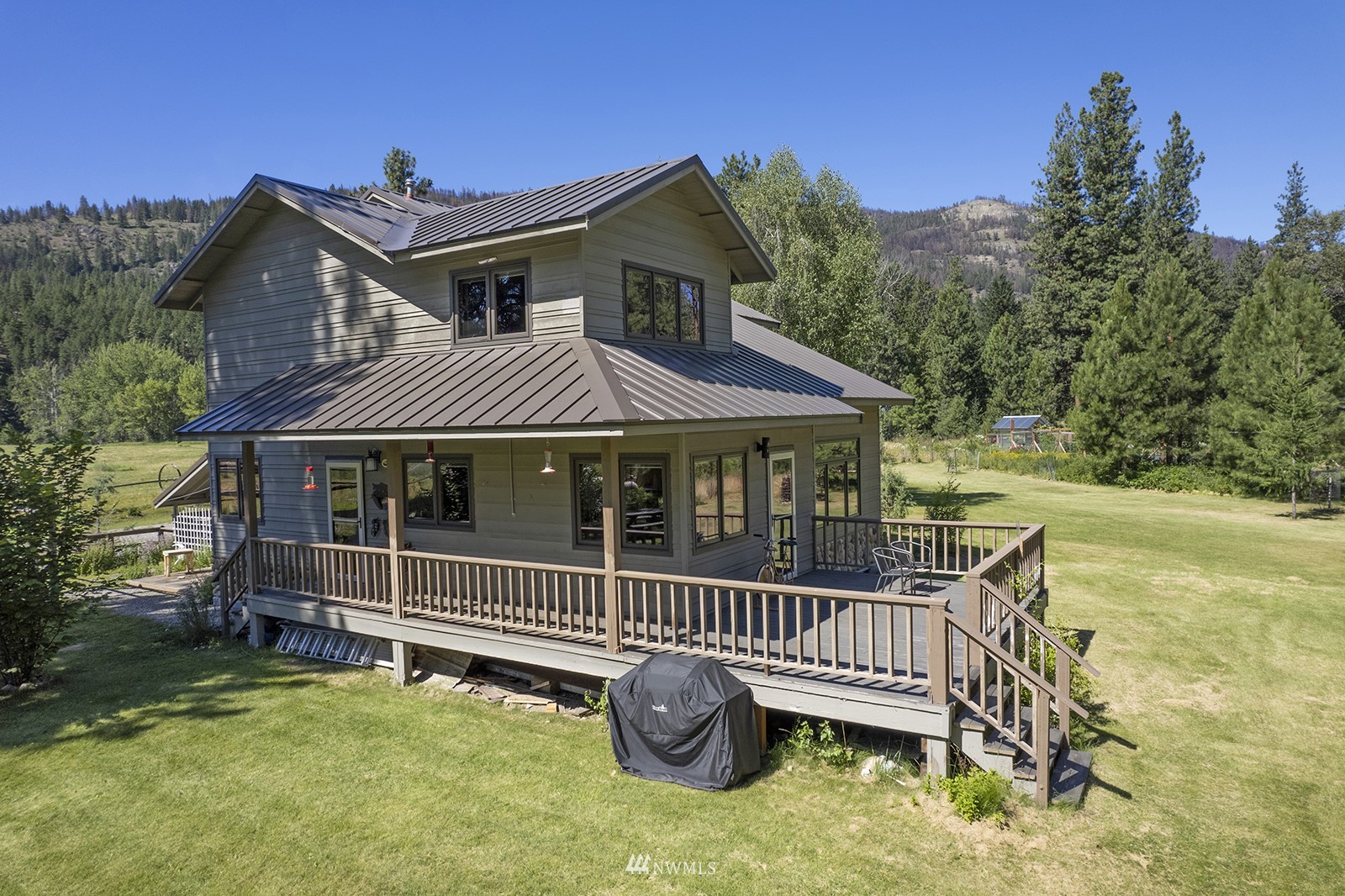 31 Green Road Winthrop, WA 98862 - Photo 3 of 40 Gallery Image 3
