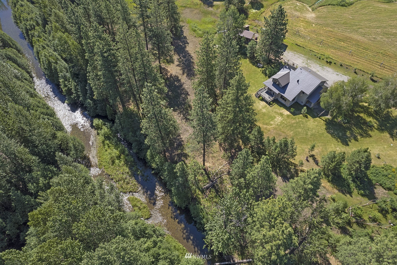 31 Green Road Winthrop, WA 98862 - Photo 6 of 40 Gallery Image 6