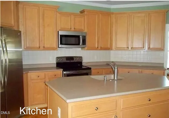 $749,900 | 12400 Village Gate Way, Raleigh, NC 27614