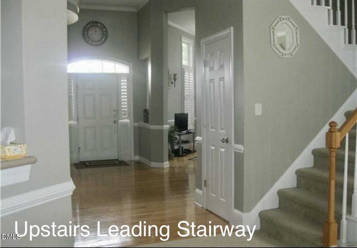 12400 Village Gate Way Raleigh, NC 27614 - Photo 19 of 34 a view of a hallway