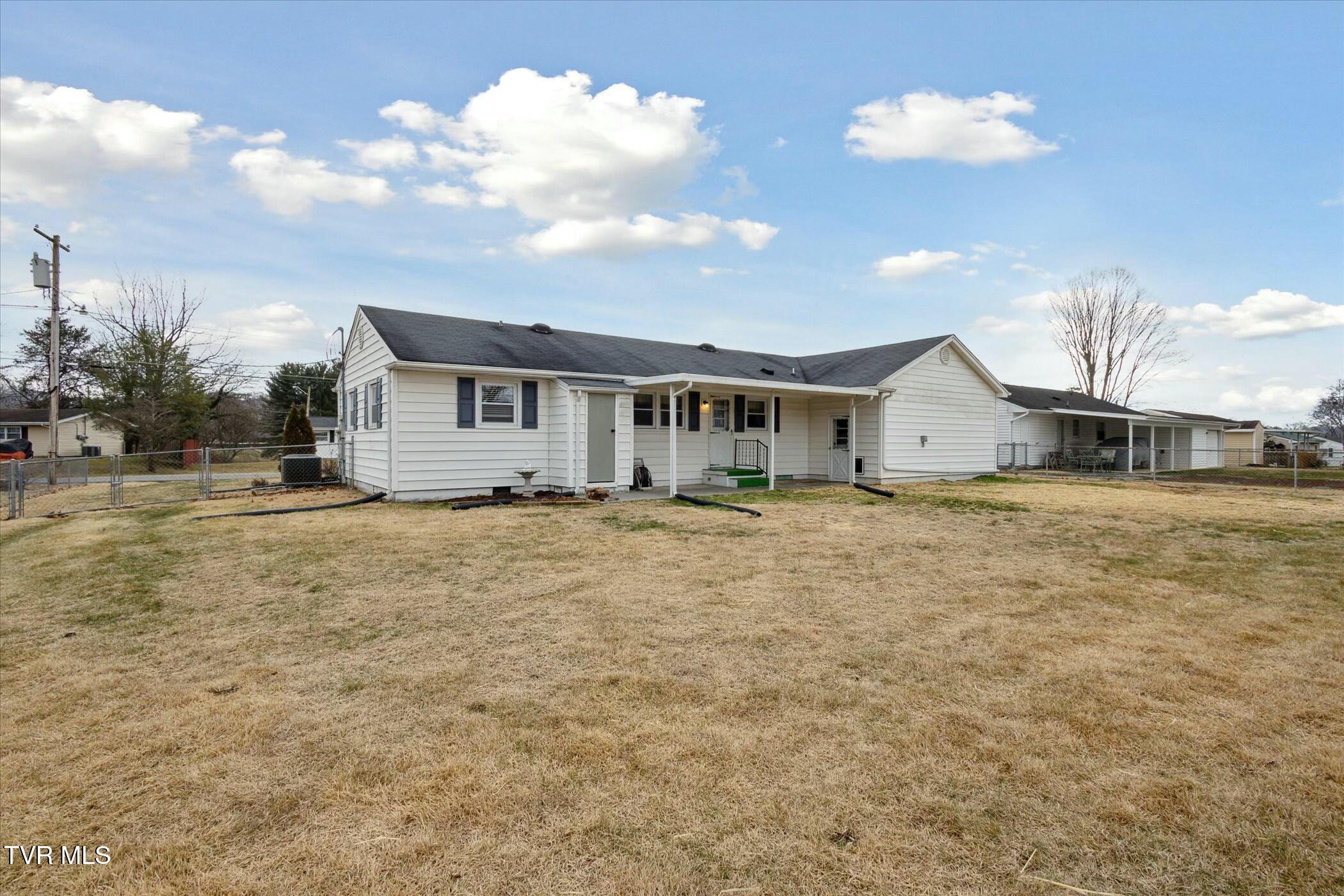 202 Hemlock Road Bristol, TN 37620 - Photo 23 of 27 tempImager1yh0E