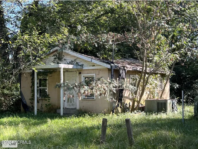 $399,900 | 1116 Phillips Street, Clinton, NC 28328