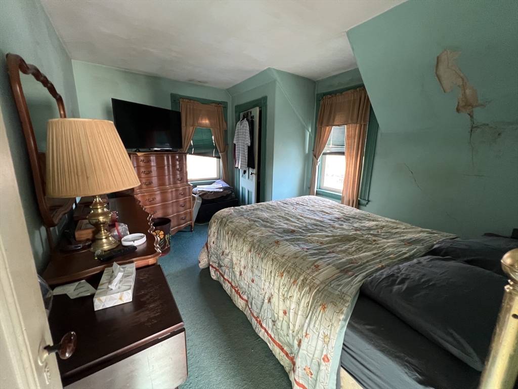 22 Main Street Hull, MA 02045 - Photo 8 of 19 Gallery Image 8