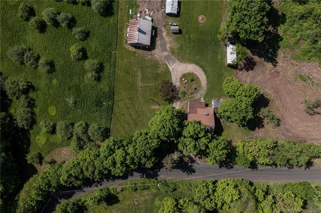 21 Legeyt Road Barkhamsted, CT 06063 - Photo 8 of 37 driveway off Legeyt Road offers a private setting