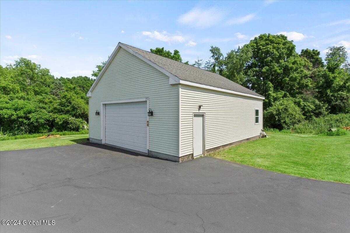 44 Fogarty Road Troy, NY 12182 - Photo 25 of 35 35-MW2_4355