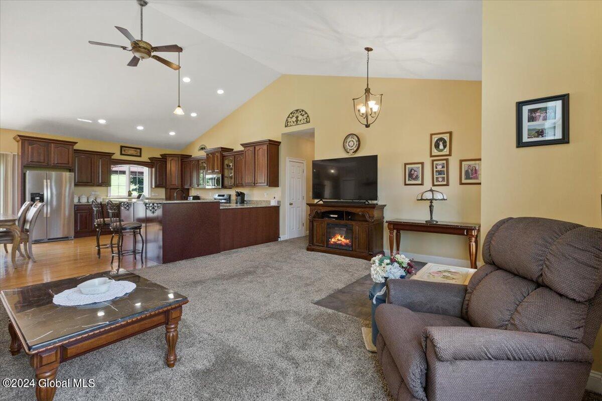44 Fogarty Road Troy, NY 12182 - Photo 5 of 35 23-MW2_4268