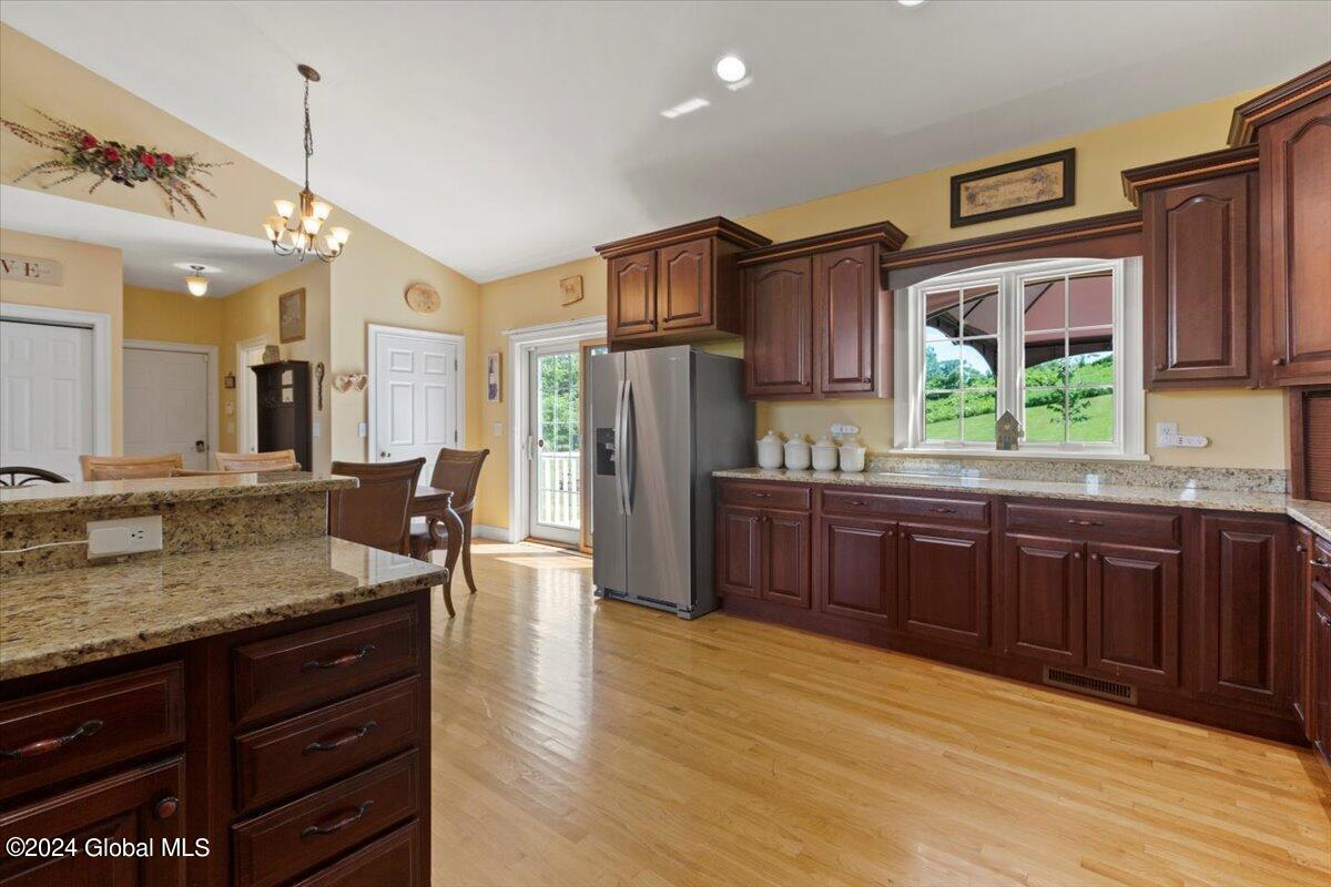 44 Fogarty Road Troy, NY 12182 - Photo 7 of 35 28-MW2_4303