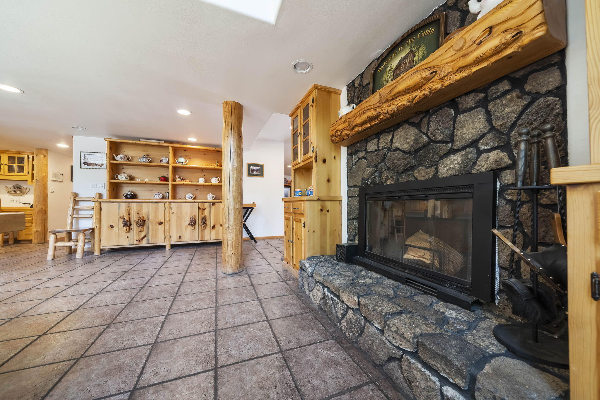 13628 Shad Bush Black Butte Ranch, OR 97759 - Photo 18 of 71 Dining Room Wood Fireplace