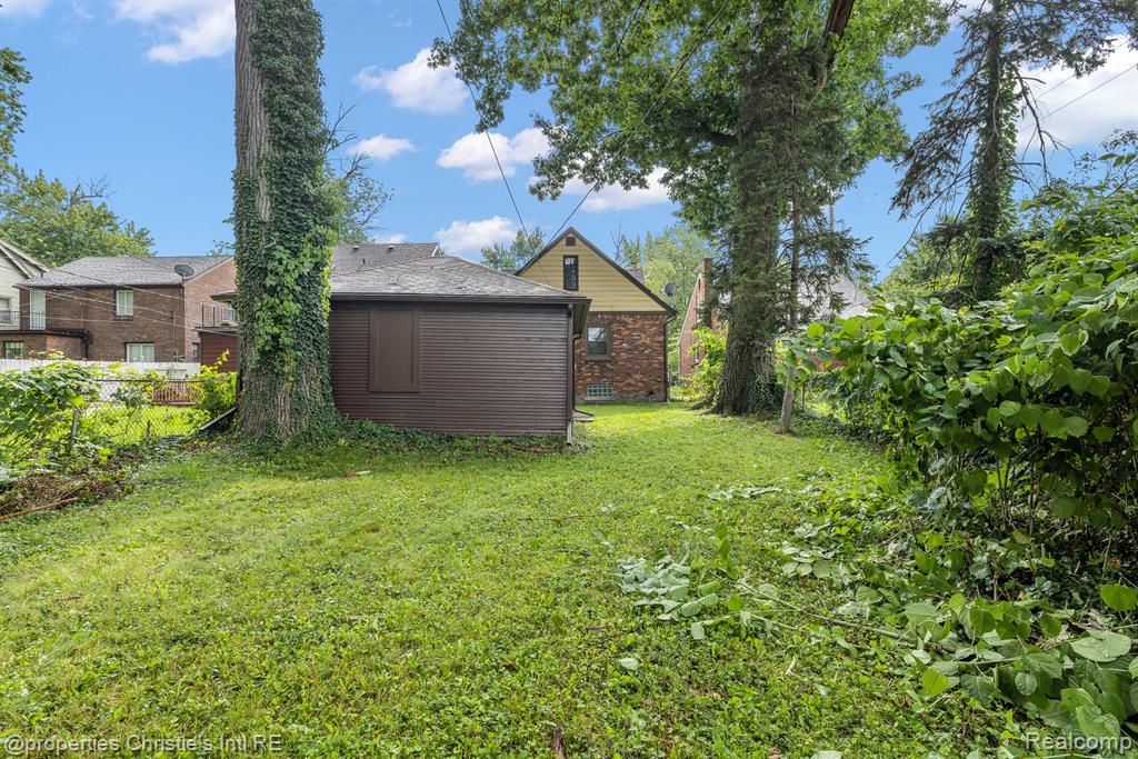 5570 Grayton Street Detroit, MI 48224 - Photo 40 of 41