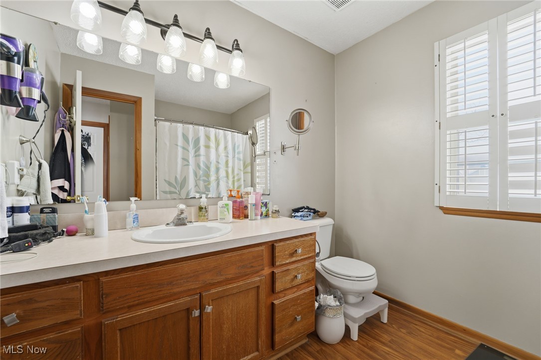 15100 Timber Ridge Drive Middlefield, OH 44062 - Photo 18 of 27