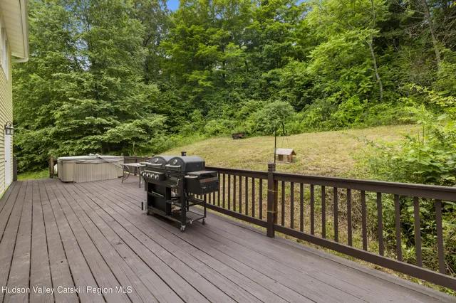 $575,000 | 745 Floyd Ackert Road, New Paltz, NY 12561