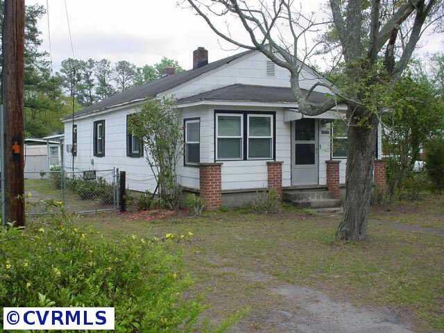 28209 Pretlow Road Franklin, VA 23851 - Photo 1 of 8 Exterior Front
