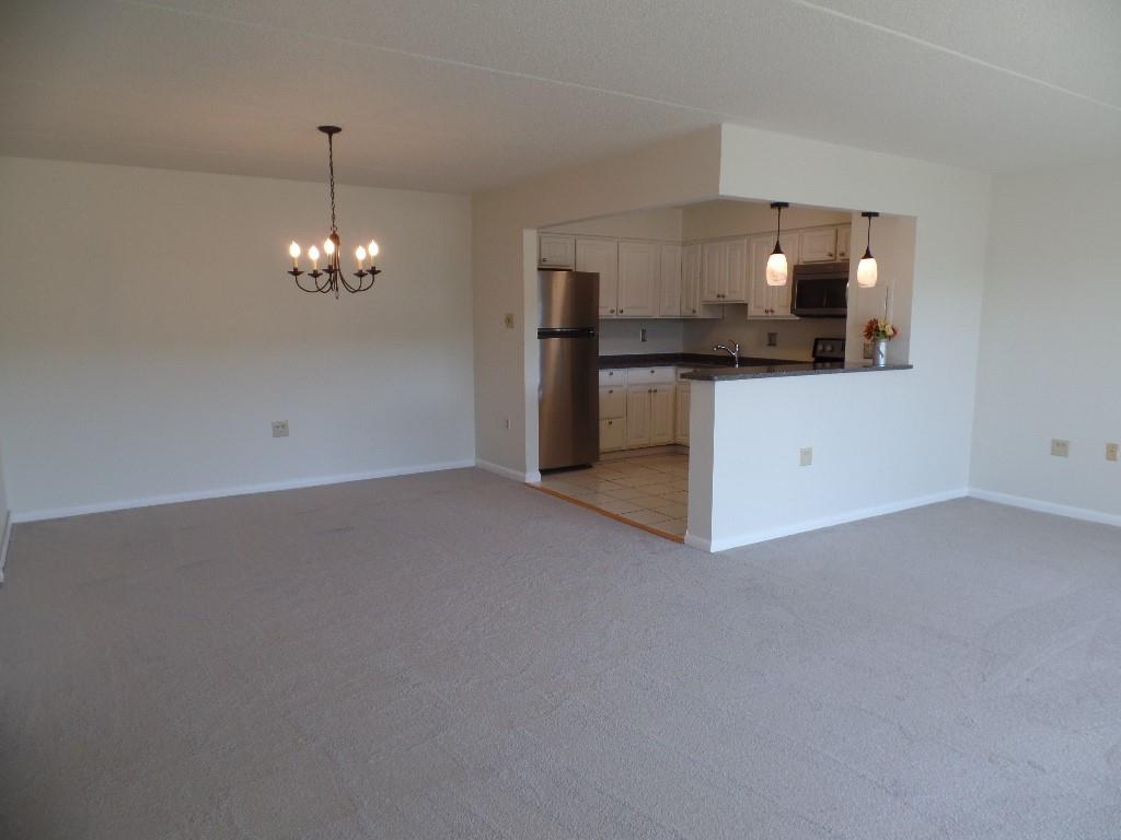 2120 Greentree Road, Unit 807E Pittsburgh, PA 15220 - Photo 7 of 36 Gallery Image 7