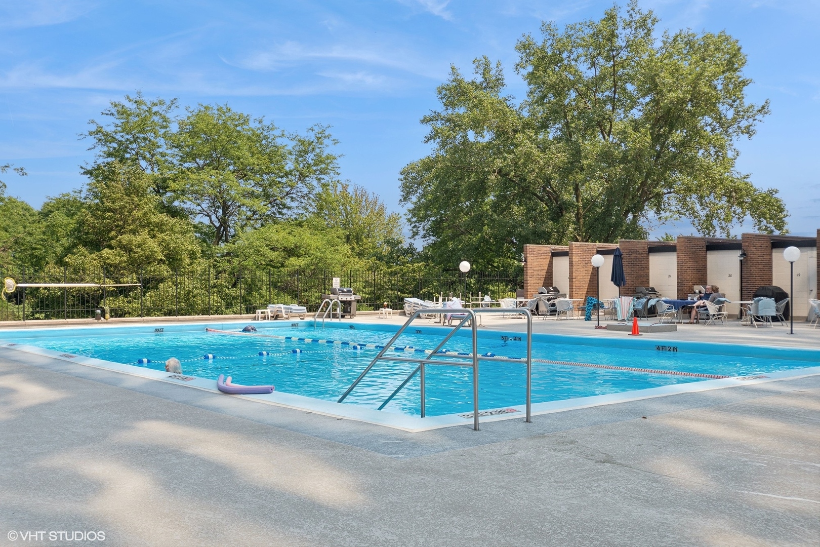 5455 North Sheridan Road, Unit 1415 Chicago, IL 60640 - Photo 16 of 21 Gallery Image 16
