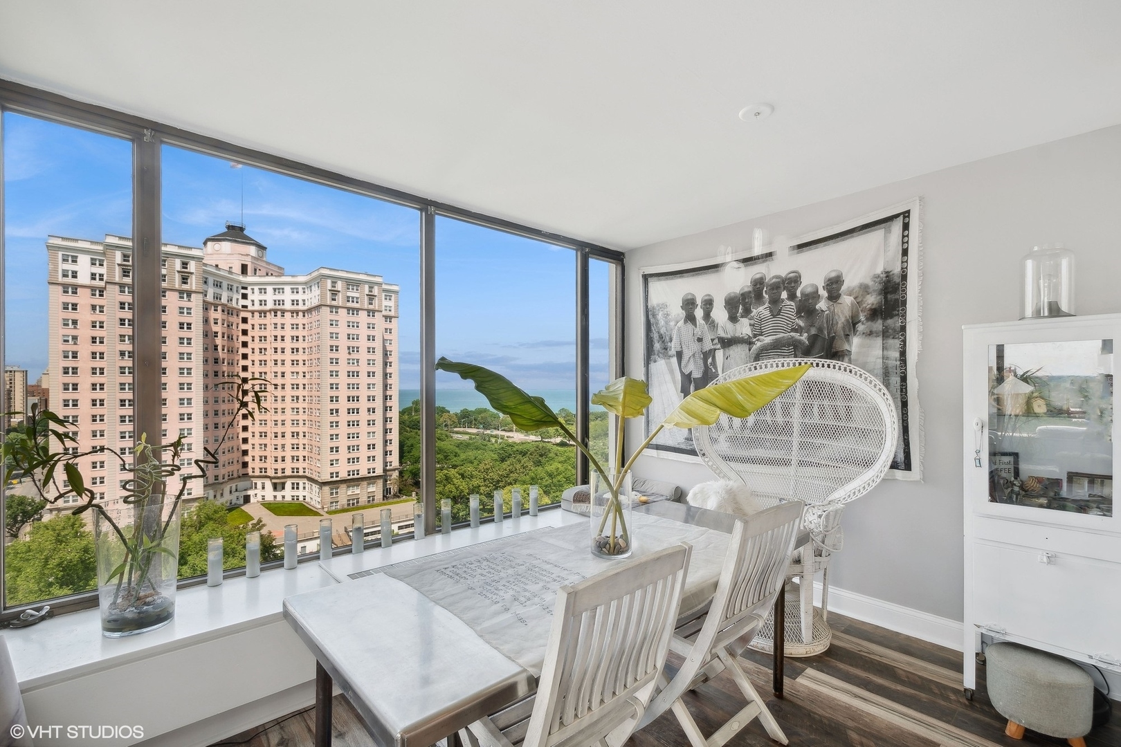 5455 North Sheridan Road, Unit 1415 Chicago, IL 60640 - Photo 7 of 21 Gallery Image 7