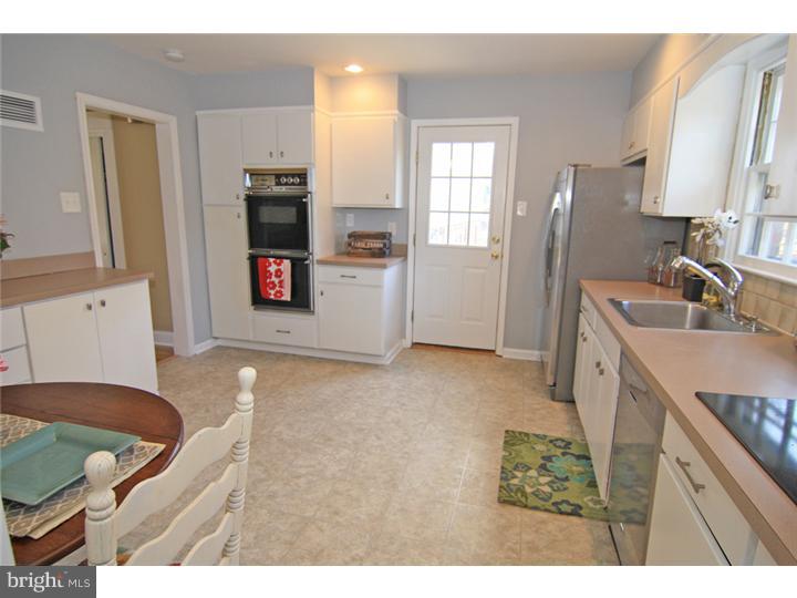444 Clairemont Road Villanova, PA 19085 - Photo 7 of 25
