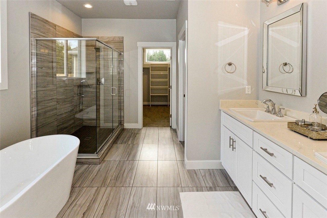 4880 Castleton Road Southwest Port Orchard, WA 98367 - Photo 13 of 25 Gallery Image 13