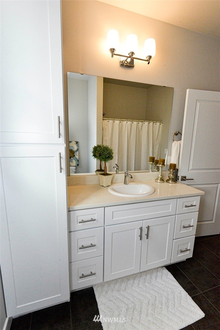 4880 Castleton Road Southwest Port Orchard, WA 98367 - Photo 7 of 25 Gallery Image 7