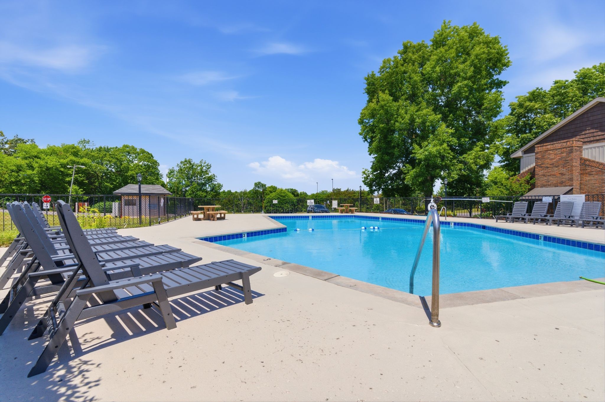 4001 Anderson Road, Unit C117 Nashville, TN 37217 - Photo 33 of 36
