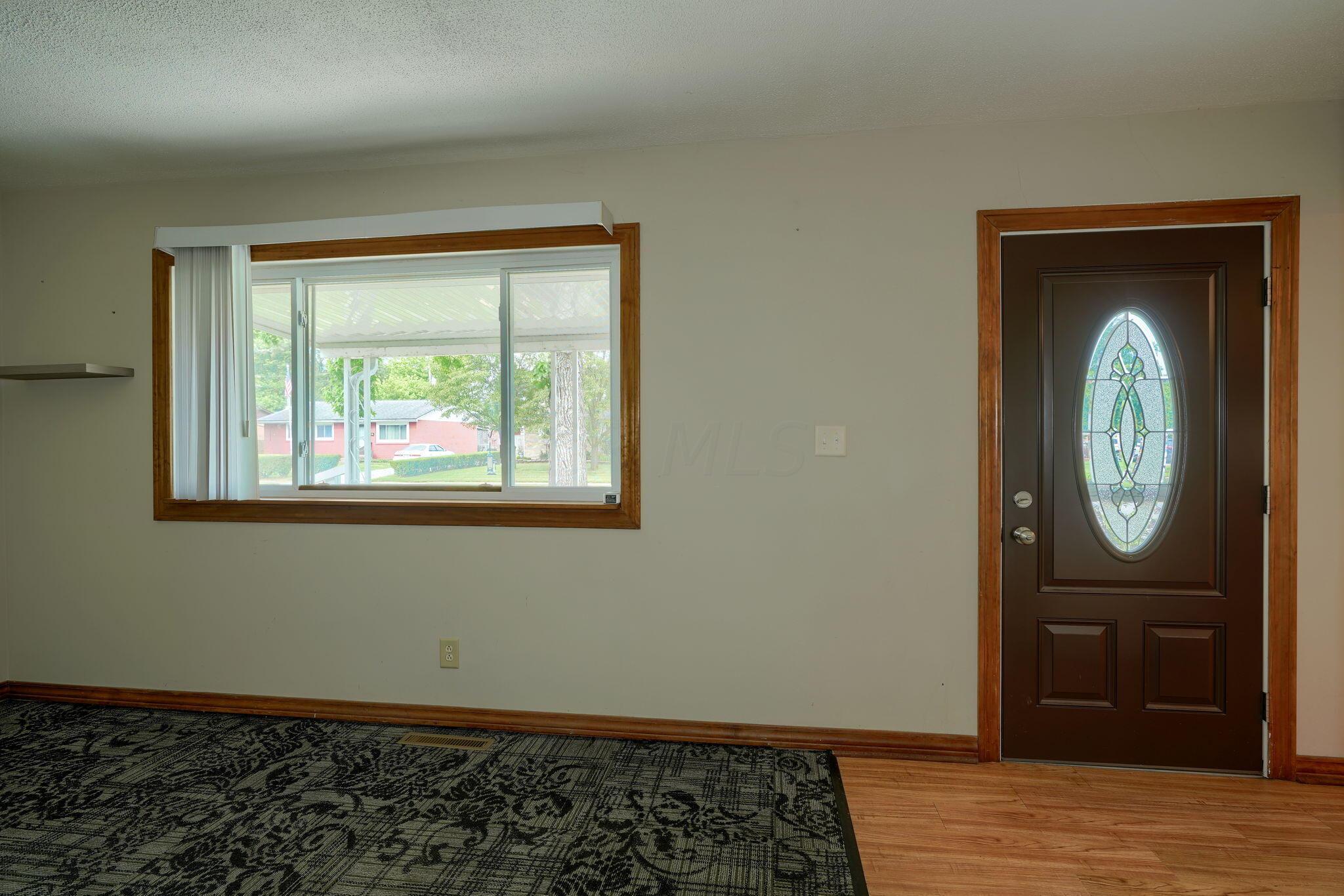 3792 Wade Road Columbus, OH 43232 - Photo 9 of 39 3792 Wade Rd (11)