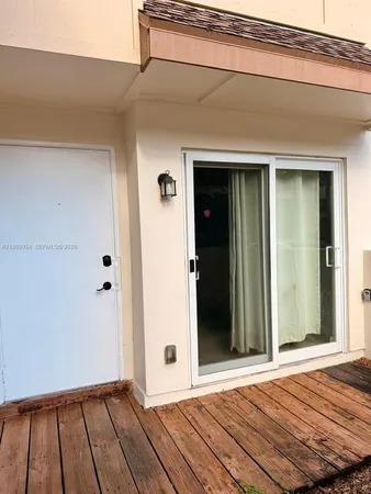 $3,200 | 833 Northwest 81st Terrace, Unit 8, Plantation, FL 33324